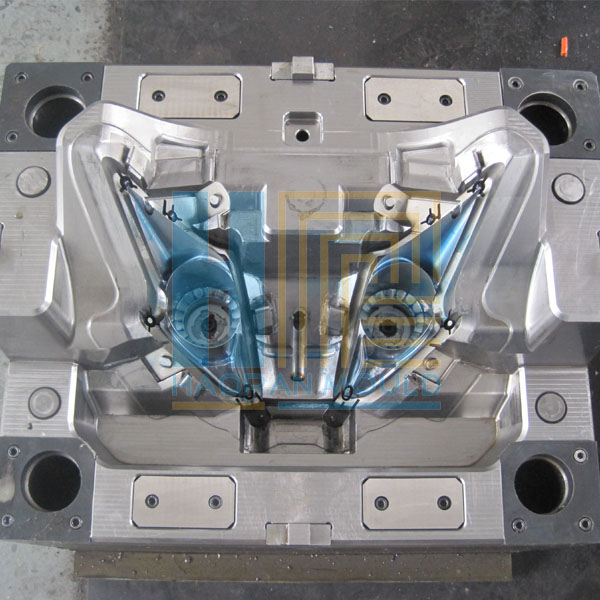 汽车零部件模具16